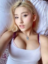 Come experience the ultimate satisfaction of playing with my tantalizing tits