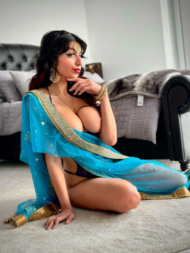 Pakistani vixens are experts at satisfying their partners