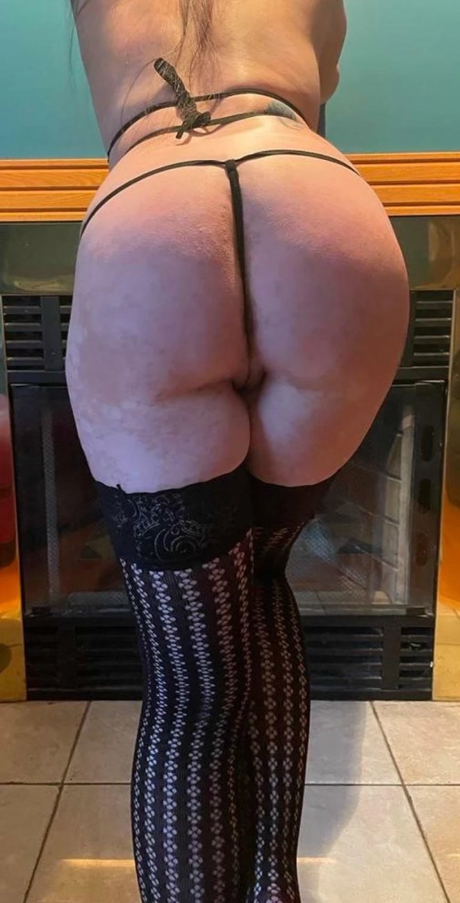 Swipe left or smack right?