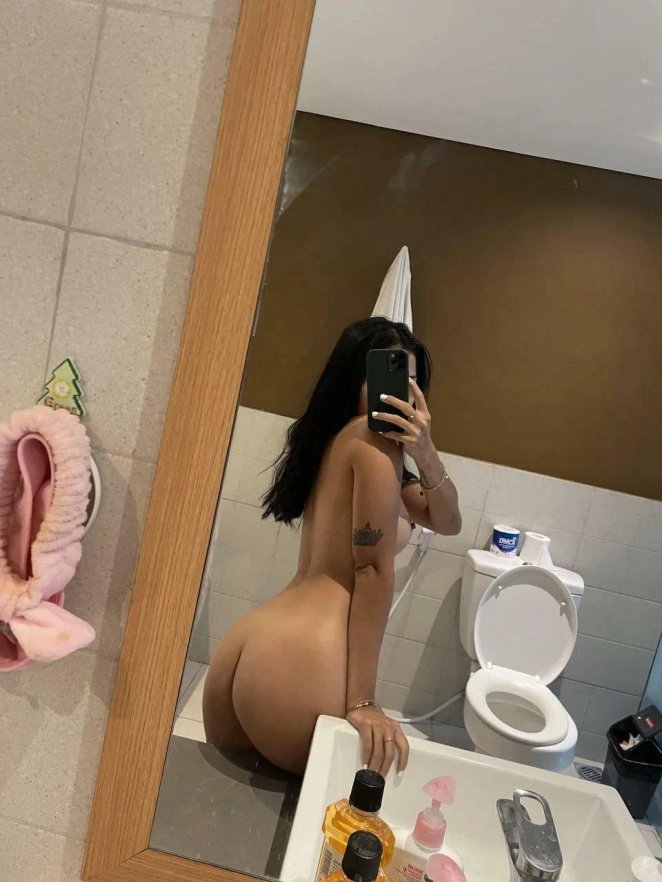 Properly Behaved Women Deserve a Spanking, Right? ;)