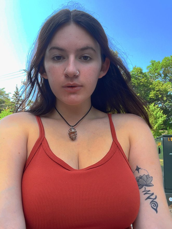 Do you like my cleavage?