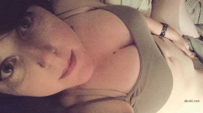 Private porn photos of a full lady