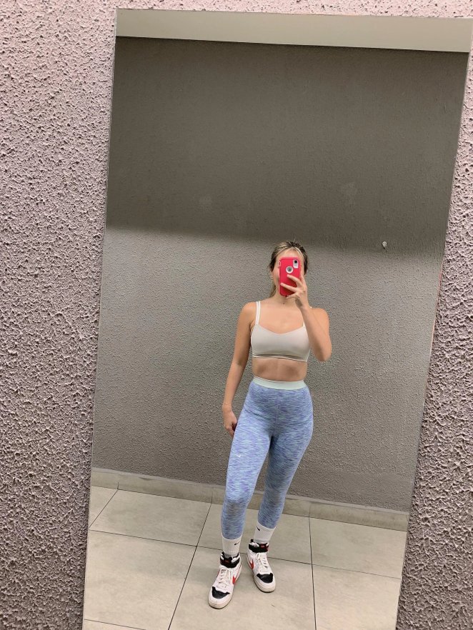 Peek from Behind: Wanna See?