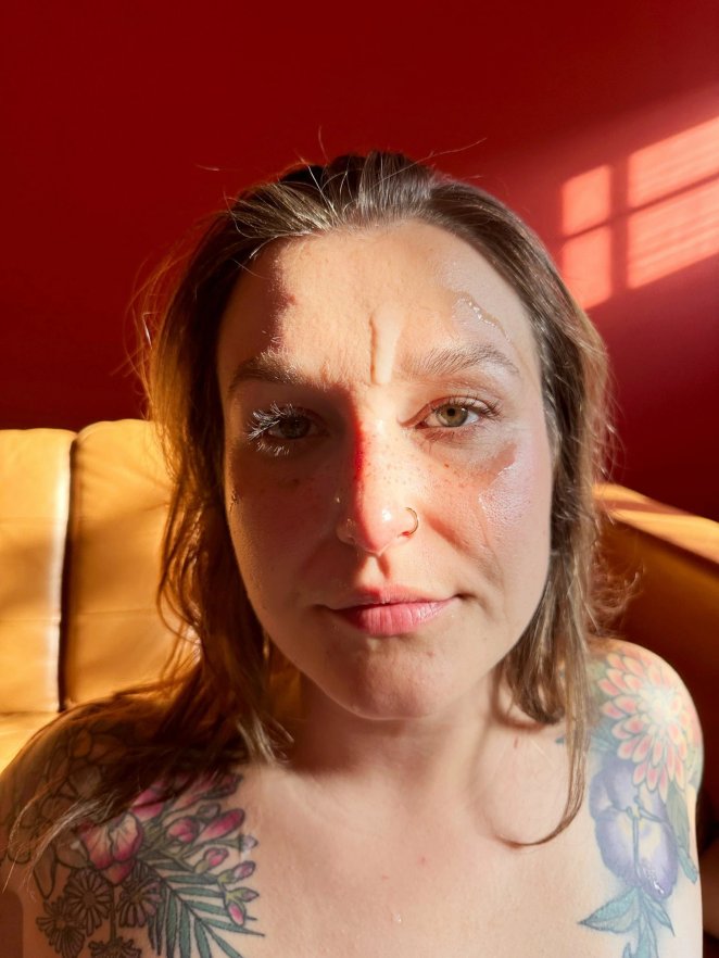 The penetrating gaze I give you as soon as you walk in