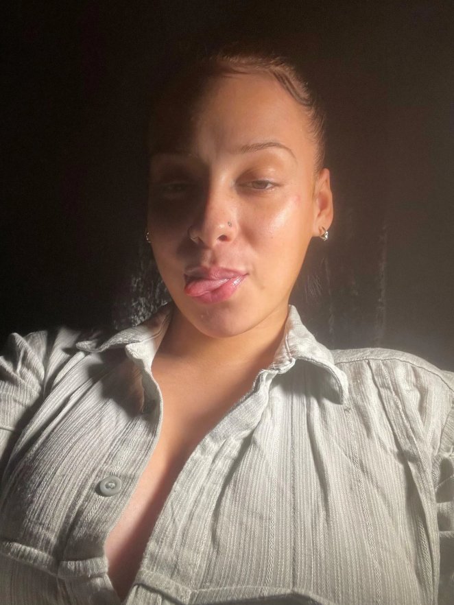 My favorite college babe: A Latina beauty to admire