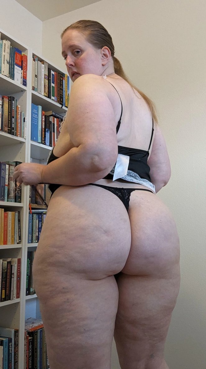 Extra ass for your enjoyment