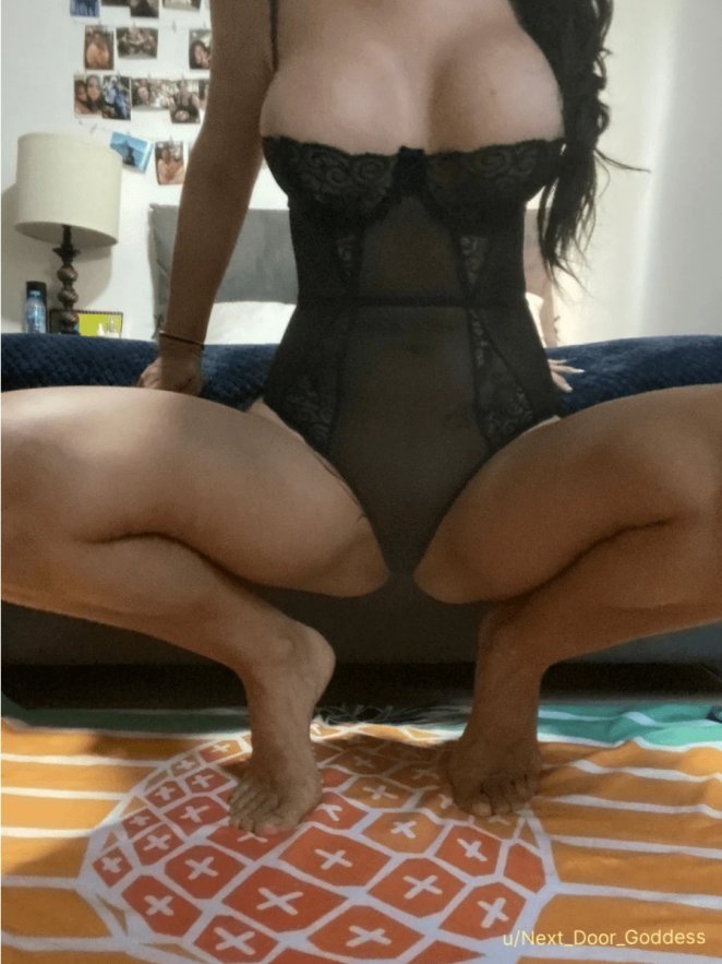 This Latina Desires to Ride on Top of You, Papi