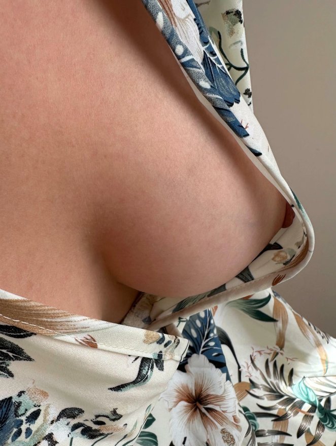 Is the view from the desk across too distracting for you?