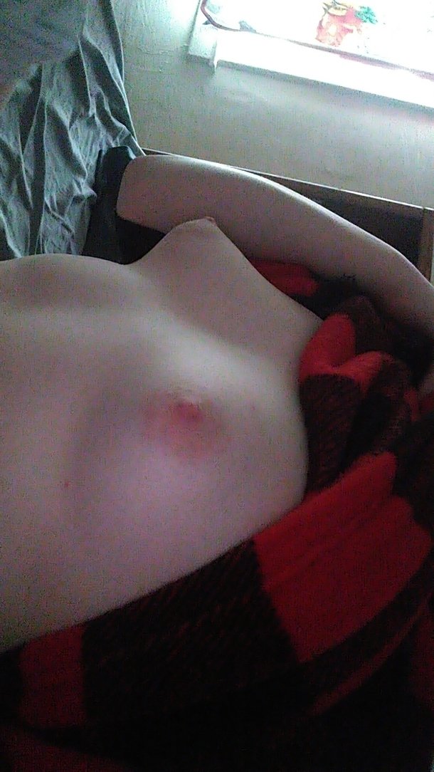 Play with my petite pale tits