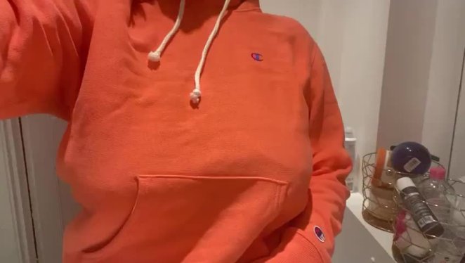 [GIF] Bigger than you thought? x