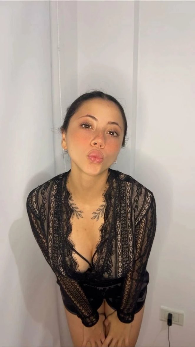 Would you like to join me for dinner?