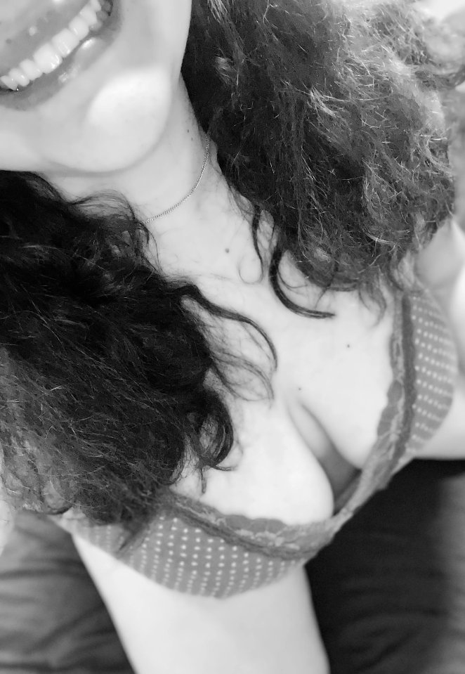 Kiss me through the telephone