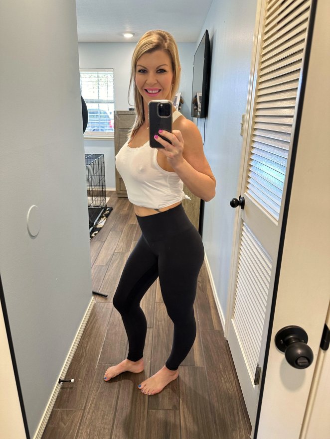 Legs and Breasts looking fabulous today!