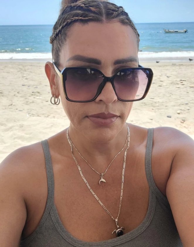 Hello! 35-year-old Mexican Latina [CA] Looking for Connection
