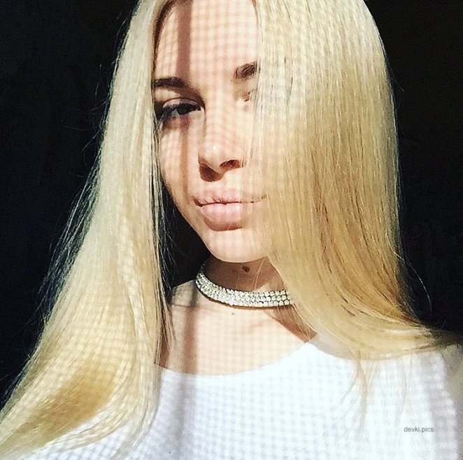 Beauty with a dick in her mouth