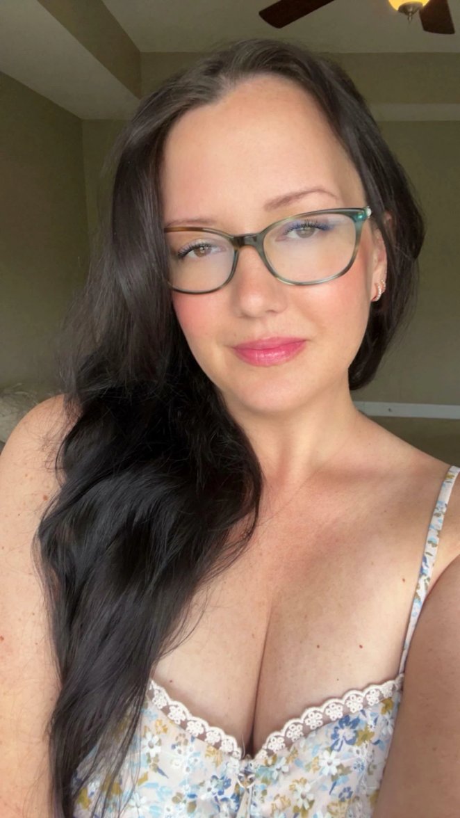 Hey buddy, focus on the eyes