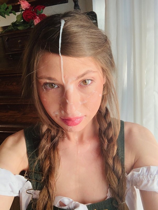 Cum selfie after a little face fucking lt