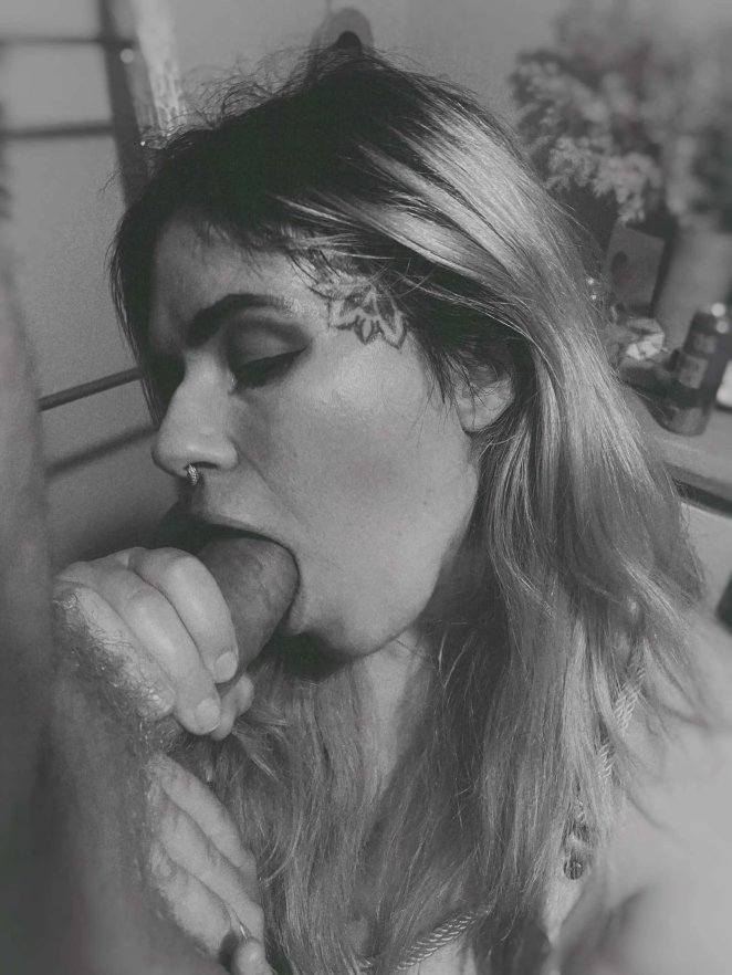 Friends who game together stay together