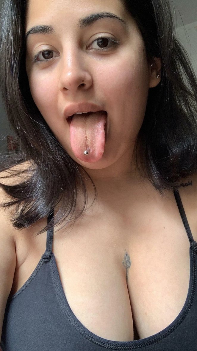 Imagine waking up to the stunning beauty of this Latina every morning