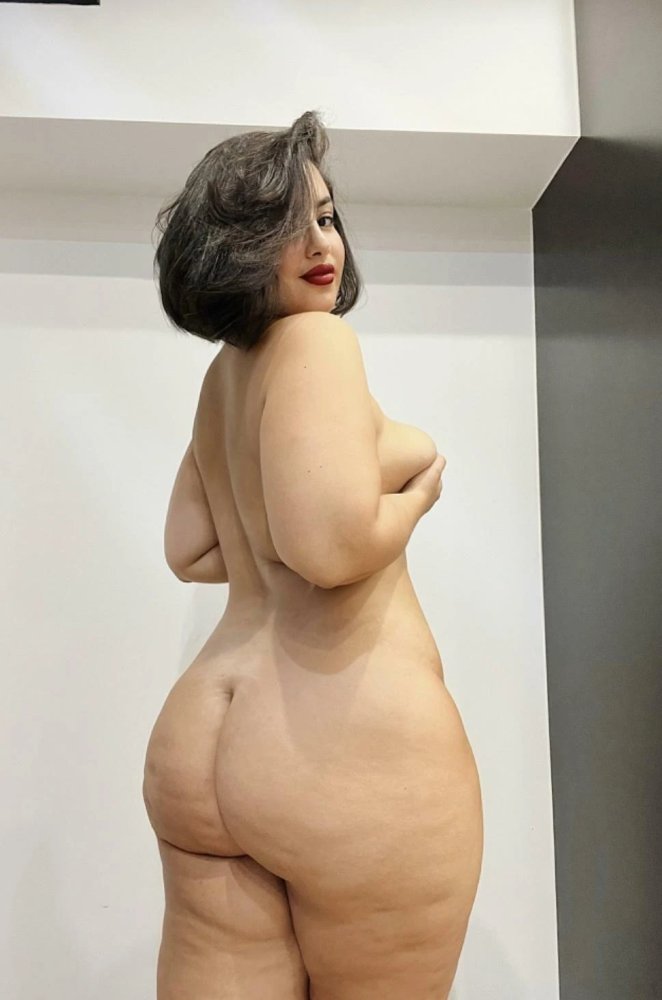 Hope you guys don’t mind some cellulite on a thick body