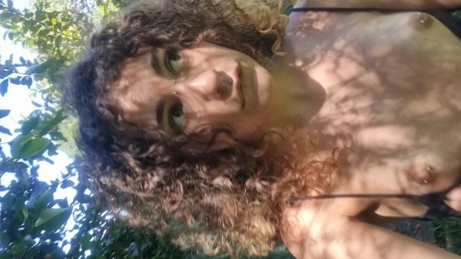 My natural naked body looks better outdoors