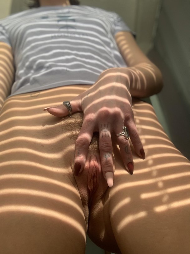 Wouldnt you love to come play with me