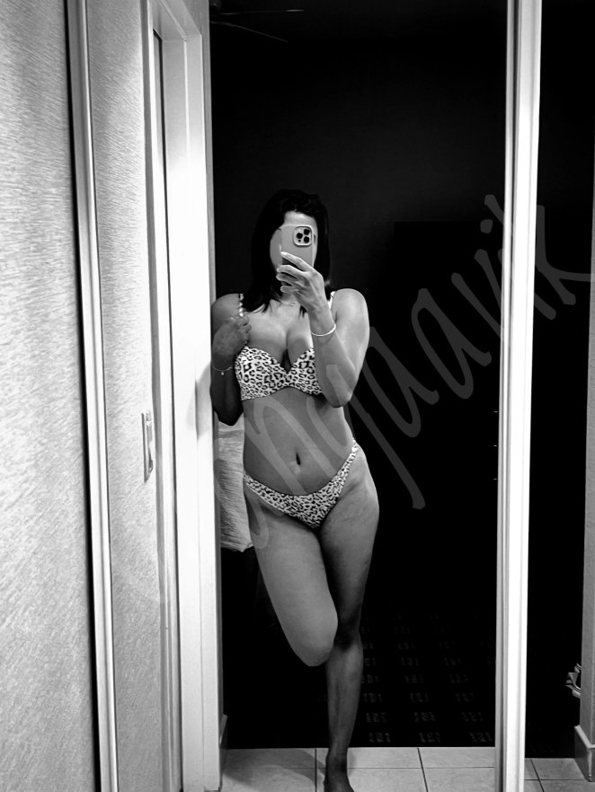 Sensual vibes fill the air today!