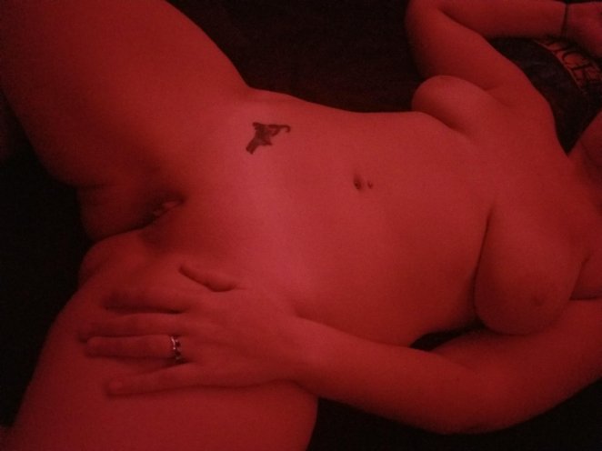 Here I am, your little fuckdoll (f)