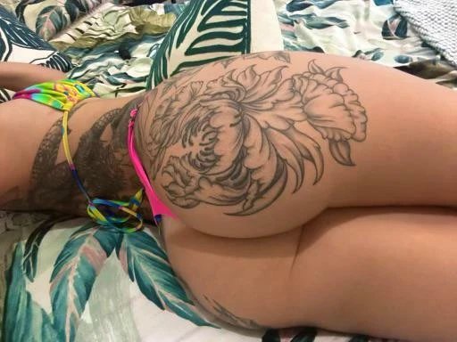 Displaying my luscious rear just for you