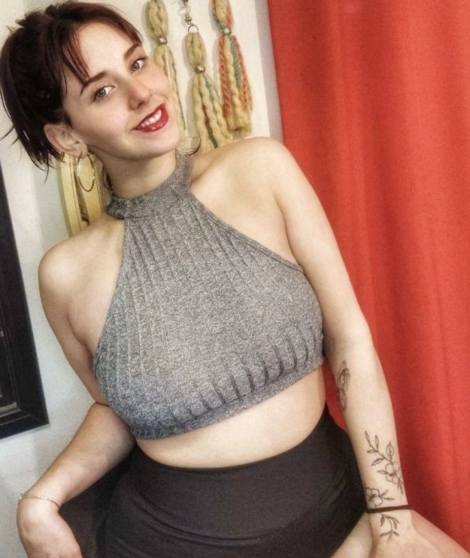 Do you have a thing for fiery red-headed Latina women?