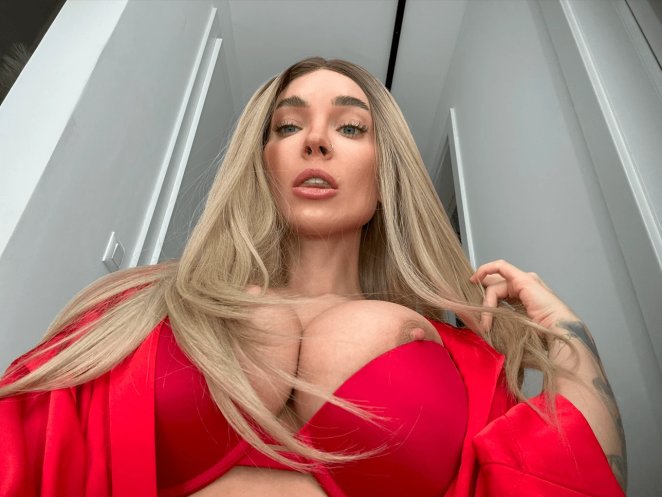 Oh, my bosom is practically bursting out of my brassiere