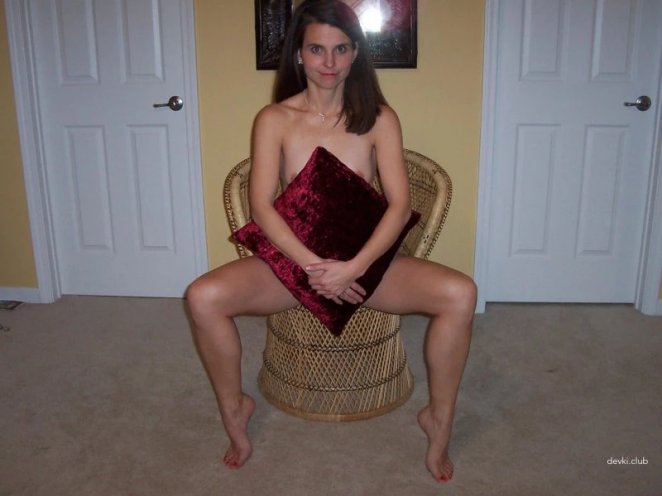 Two girlfriends have sex