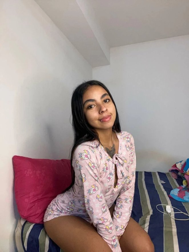 Sweet dreams, Papi - managing bedtime with a raging hard on