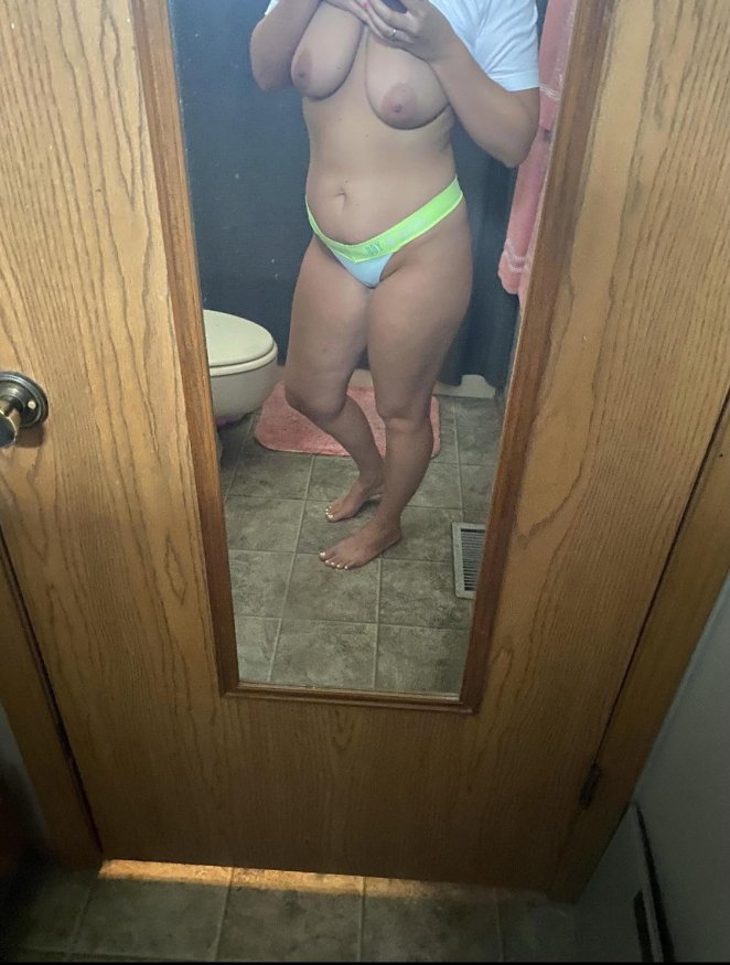 Am I curvy enough for you? ?