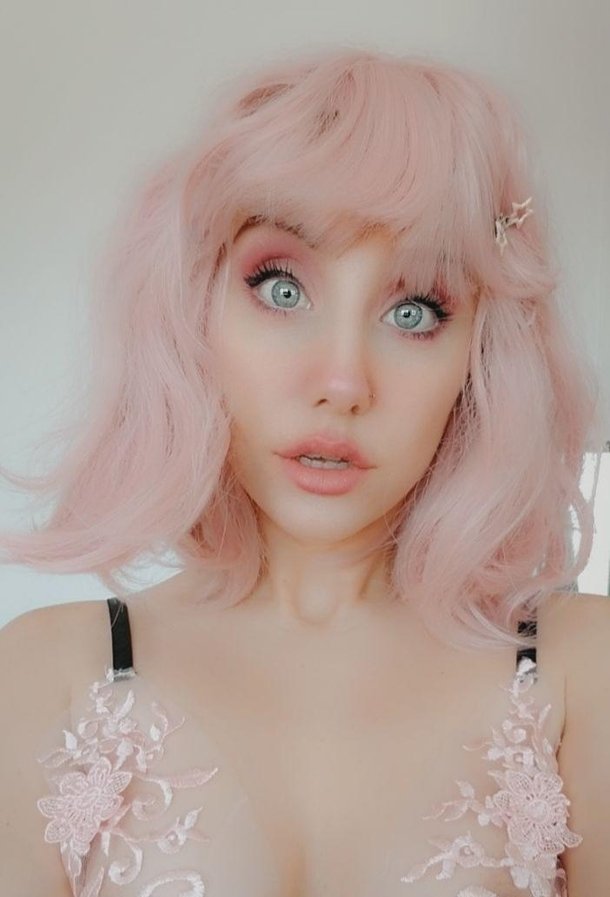 Wanna play with me like a doll