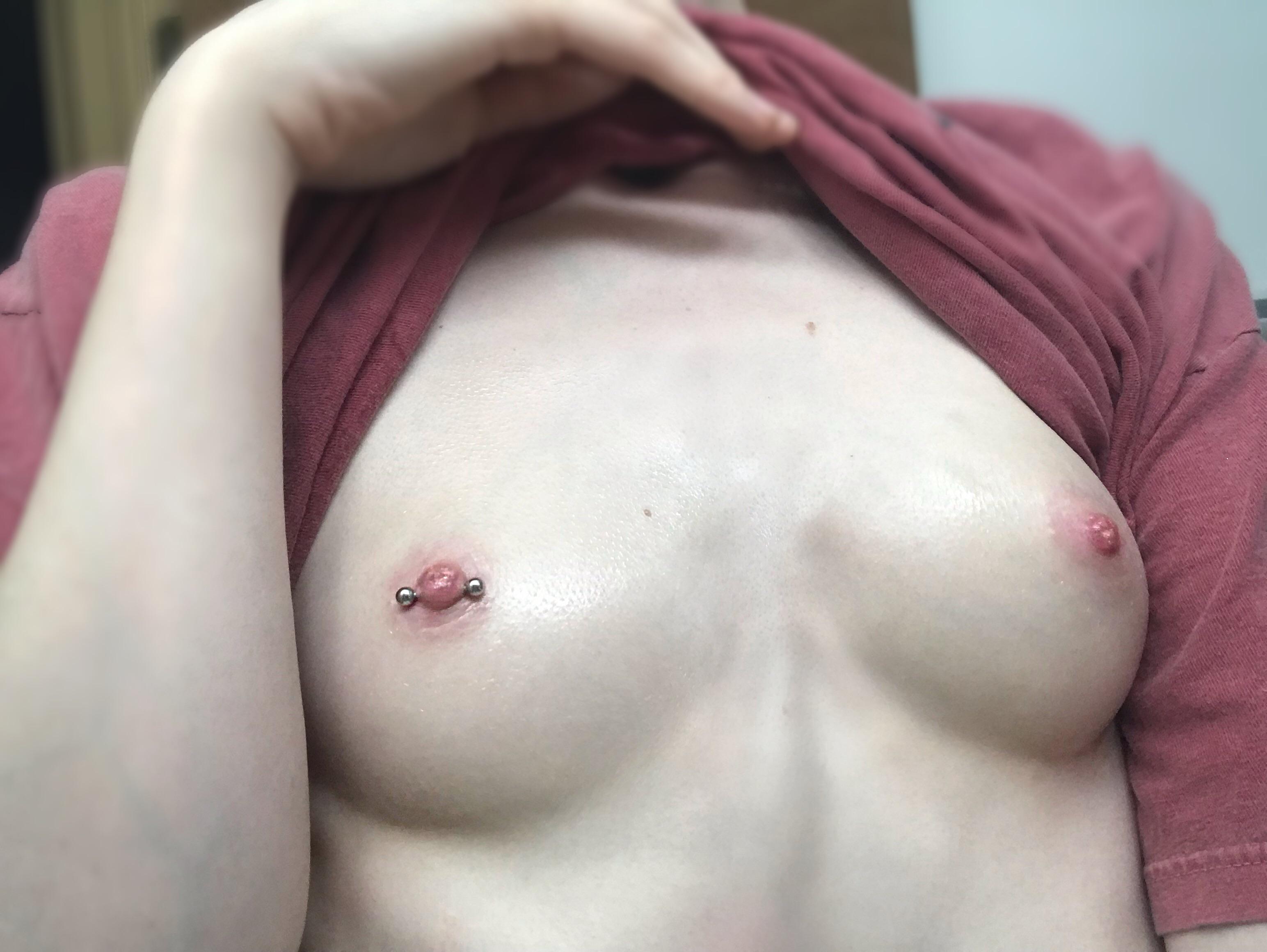 [24] sorting by new? heres some titties for ya