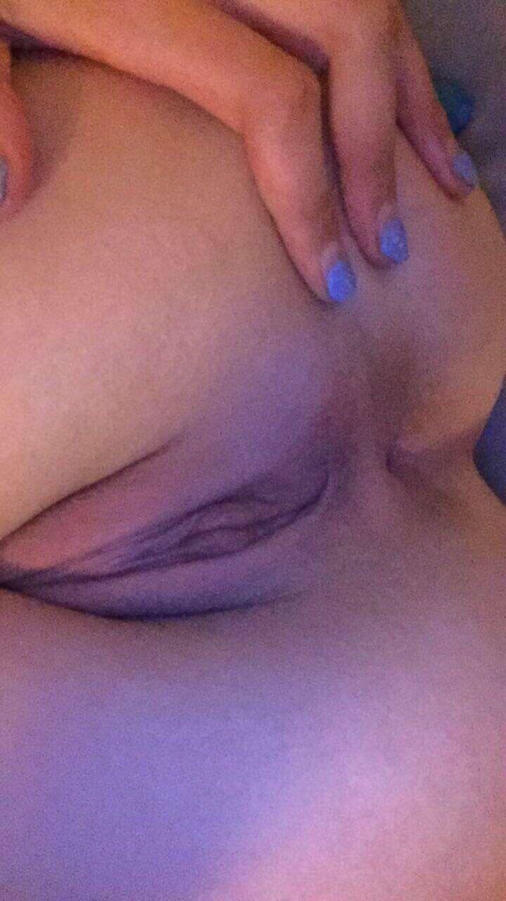 Does my girl have a god pussy? Check my page to watch me squeeze inside