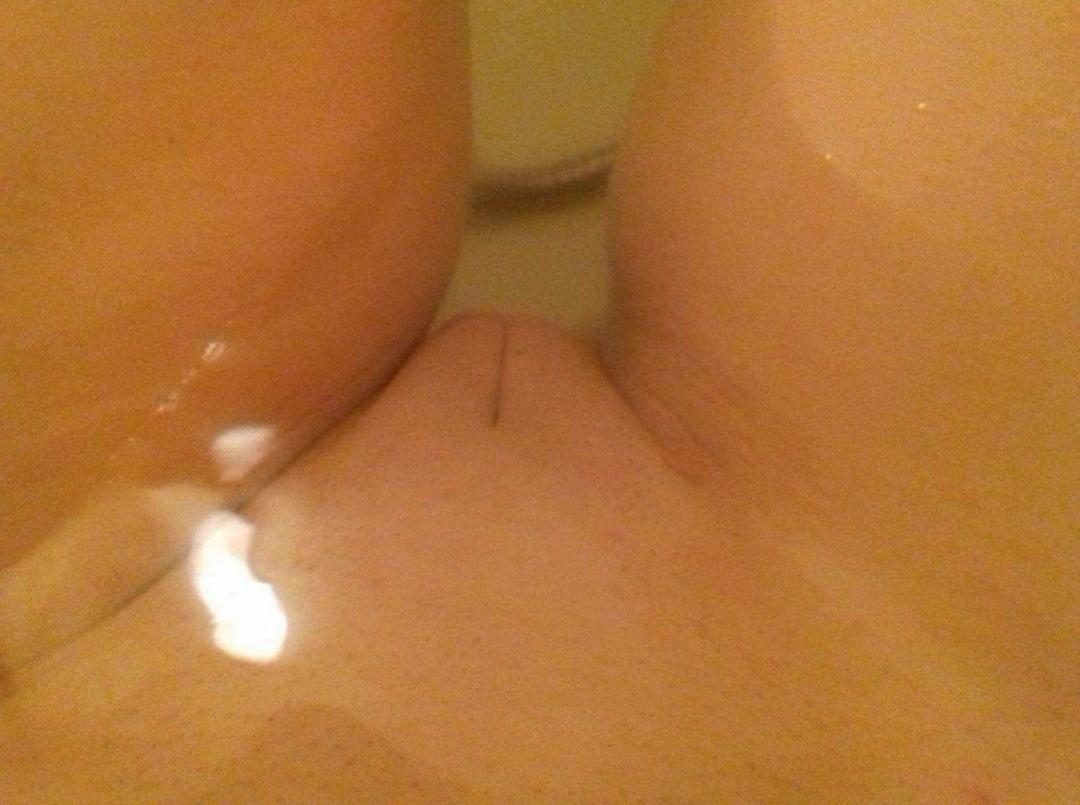 Gf's tiny pussy