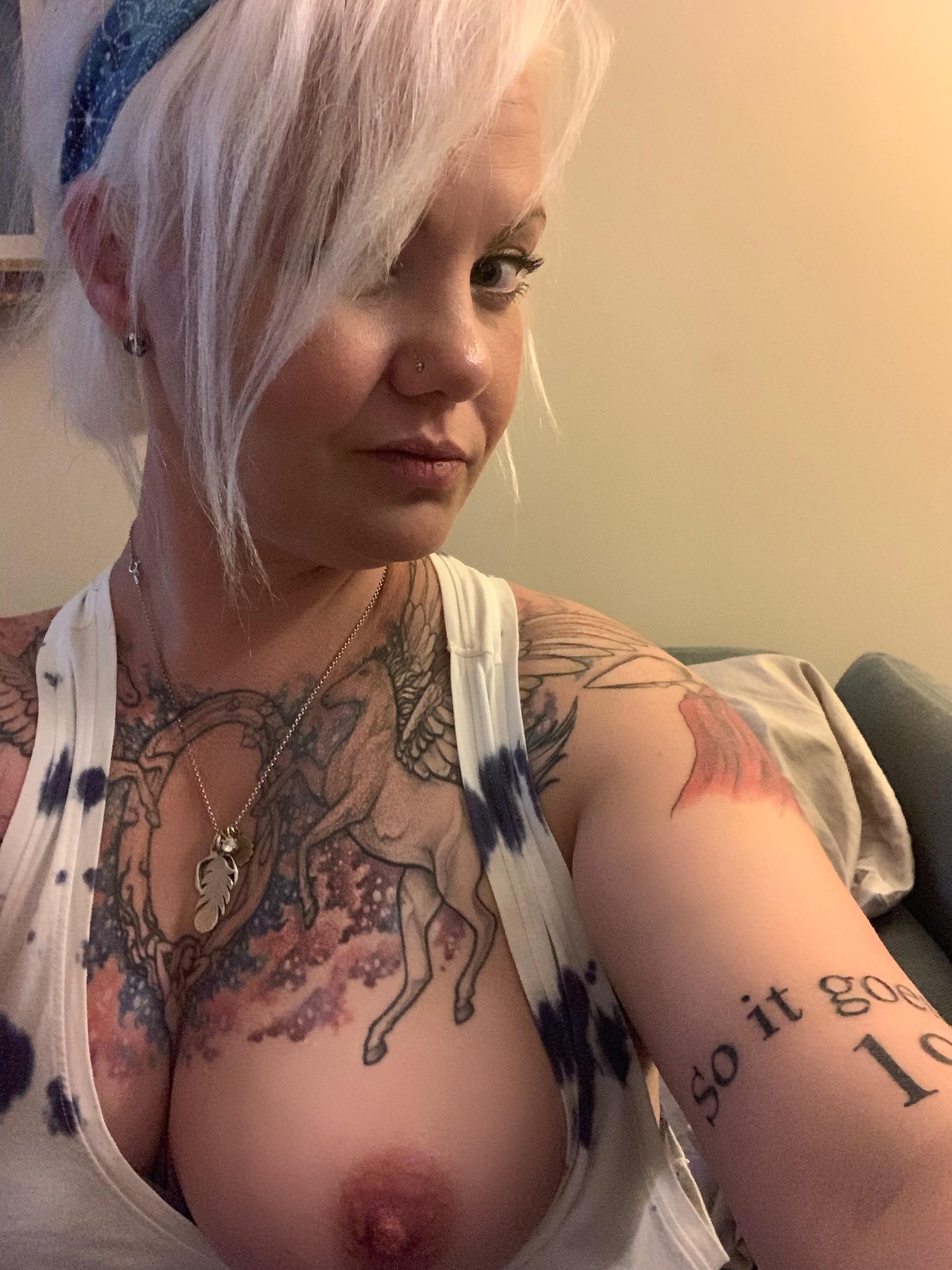 No more purple hair, its white blonde now... in time for summer :) 41