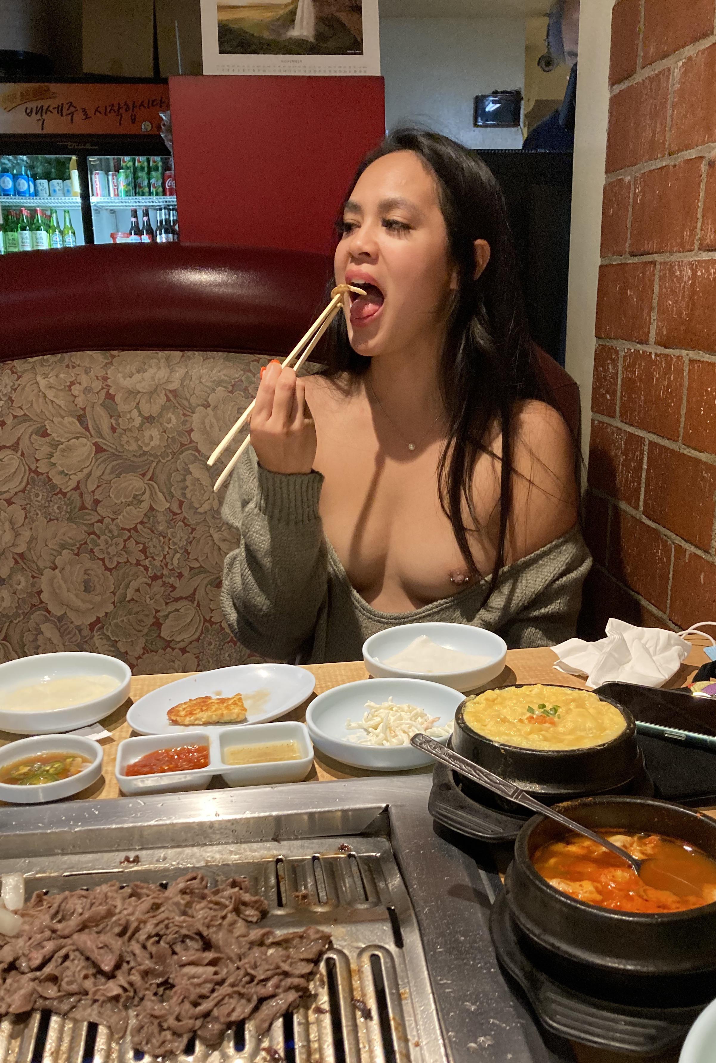 Not my usual post: but anyone here like KBBQ and Small Filipina tiddies?? ️