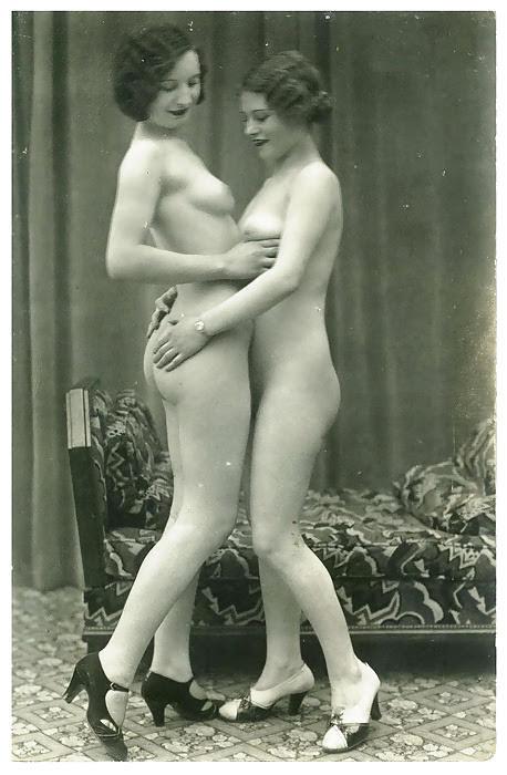 1920s lesbians feeling each other's bodies.
