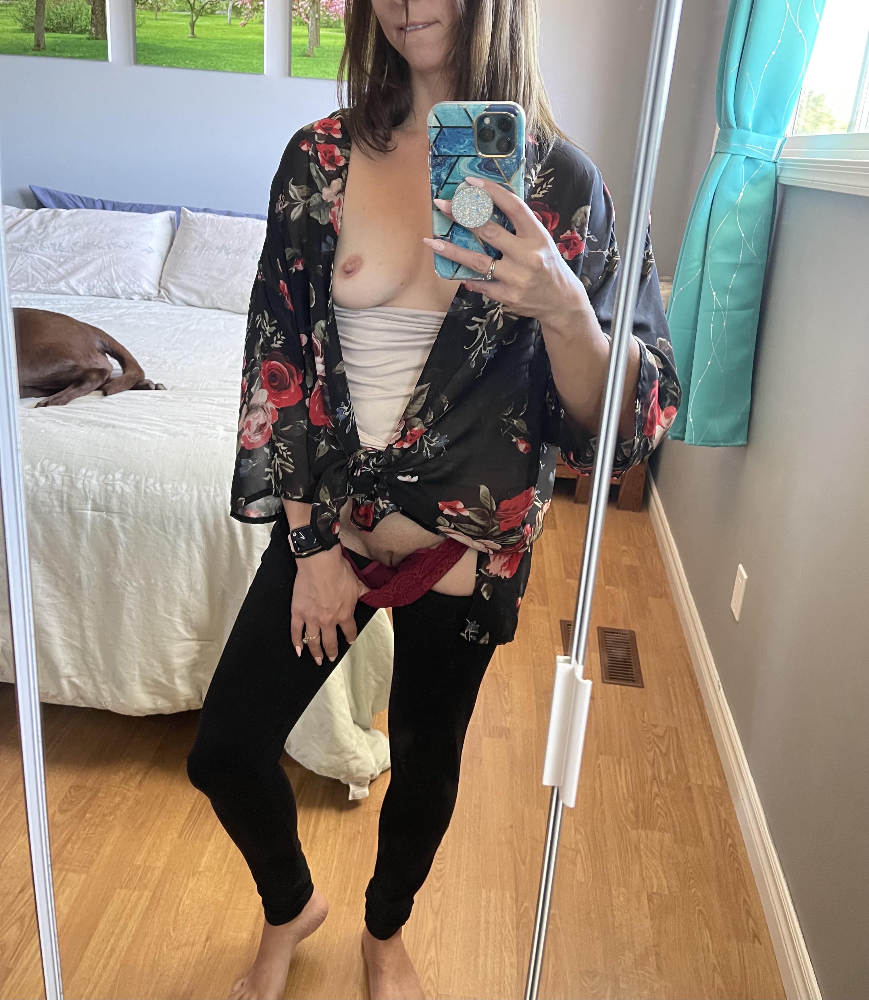 35y mom, does this pussy look edible? ?