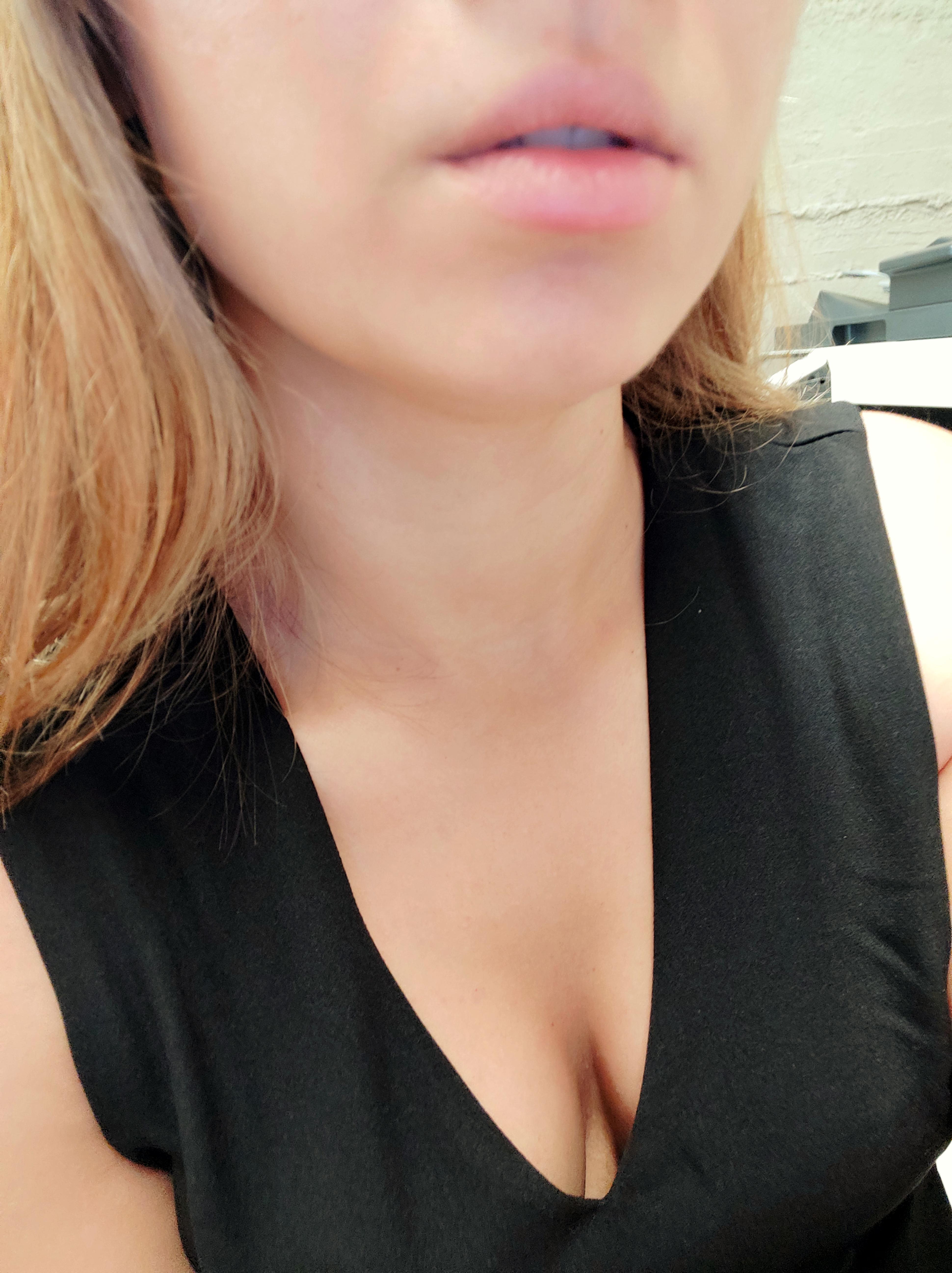 Would this little cleavage tease you at the office??