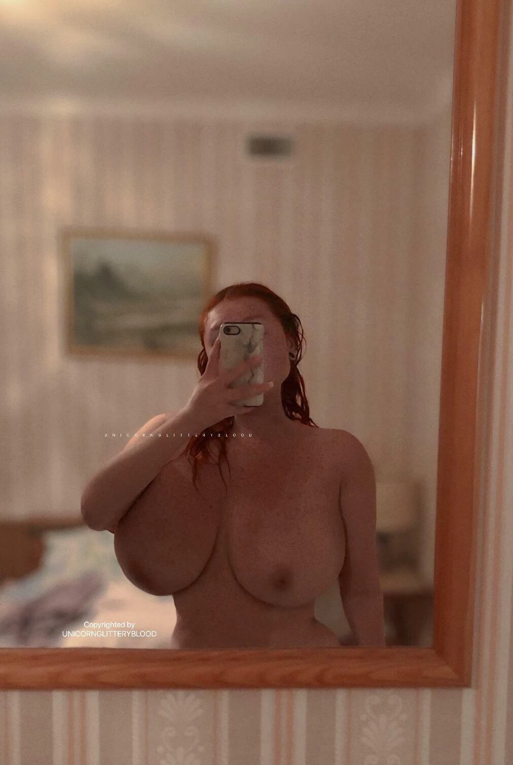 are simple mirror nudes still hot?