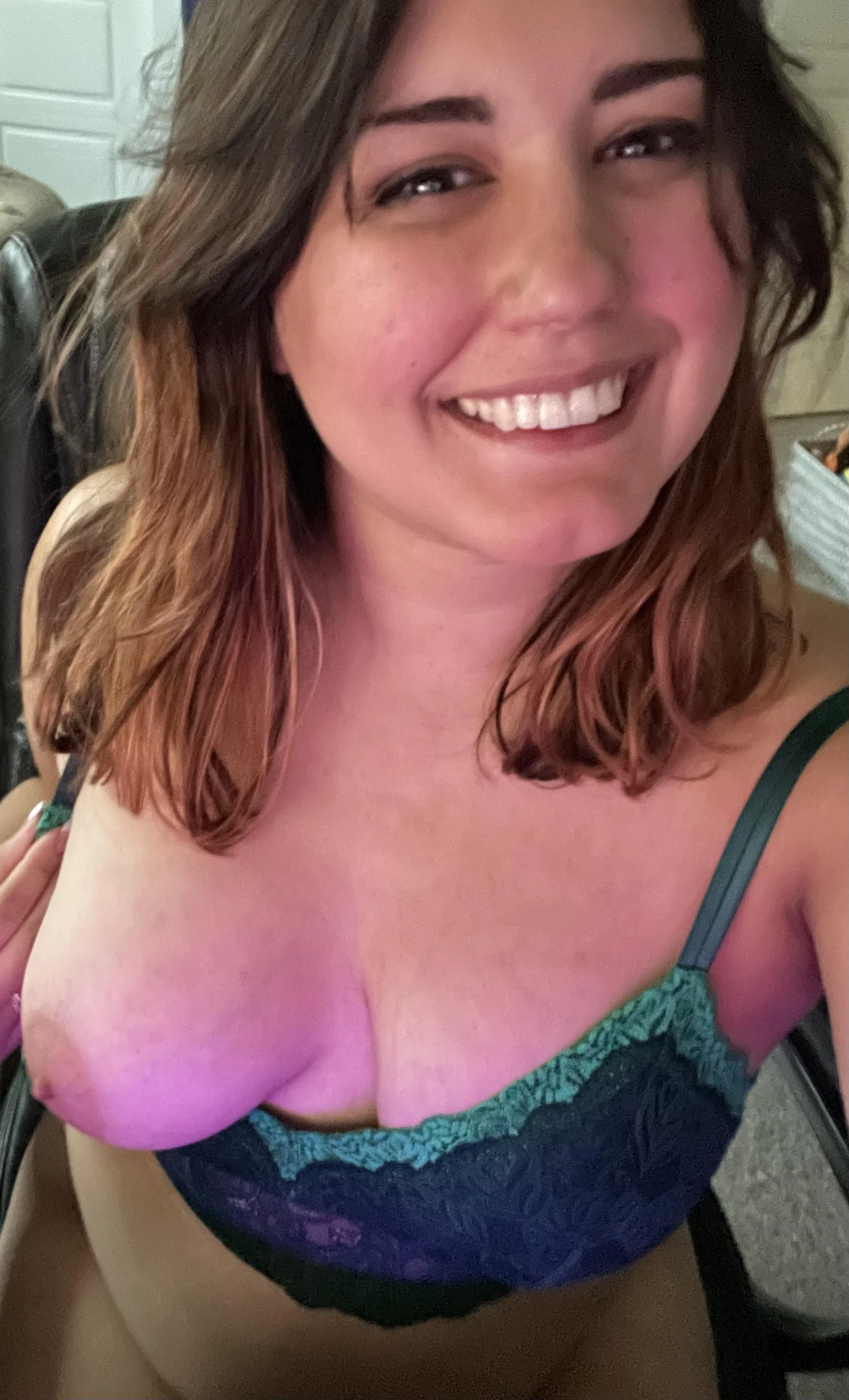 [f]ace reveal, please be nice!