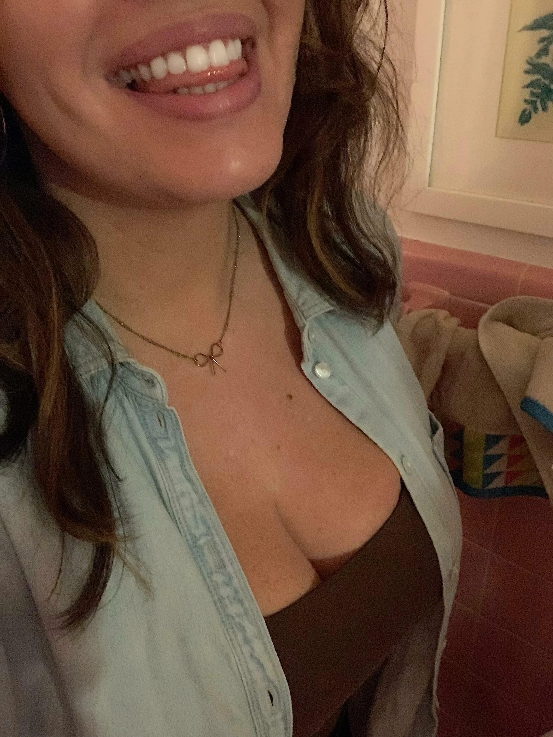 Night-out-with-the-kids-cleavage (because I wouldn’t be me without a hint of it ?)