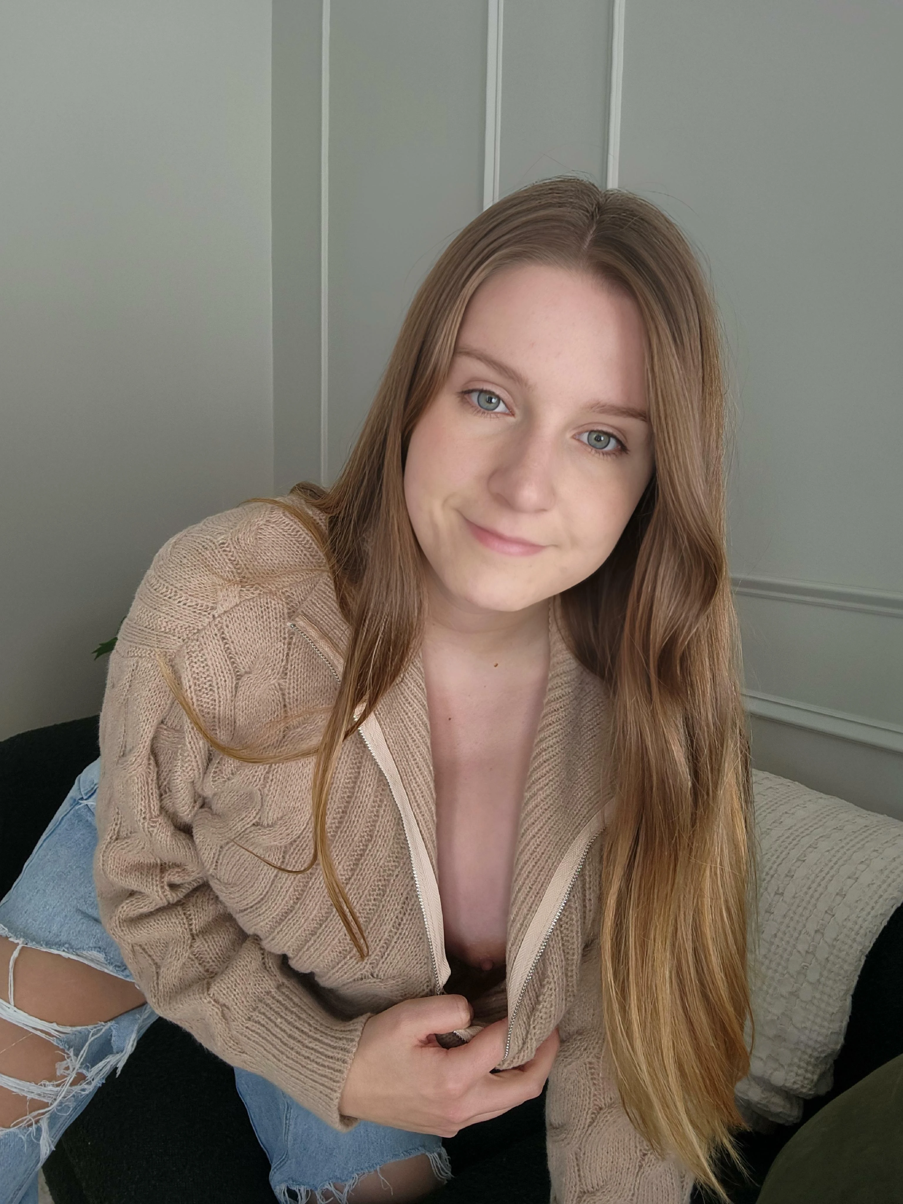 Peeking into my sweater: A tiny glimpse