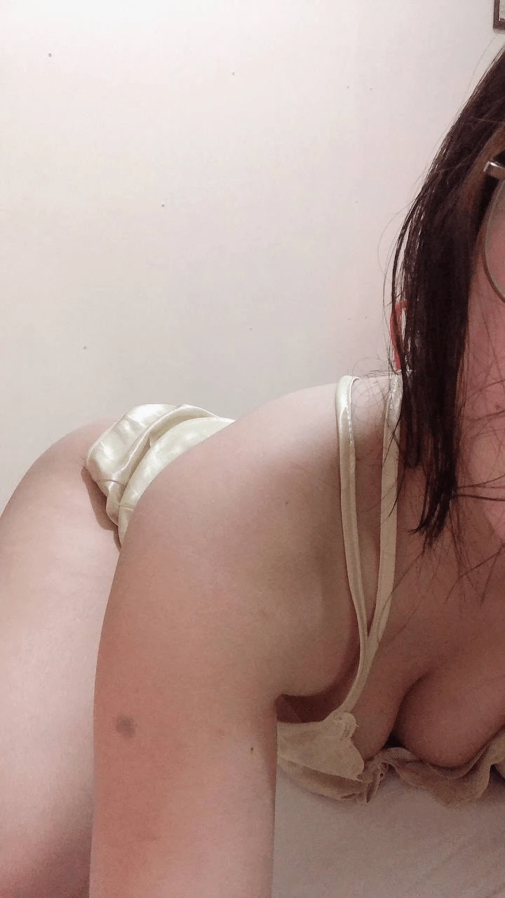 Just enough to tease and please: A tantalizing perspective