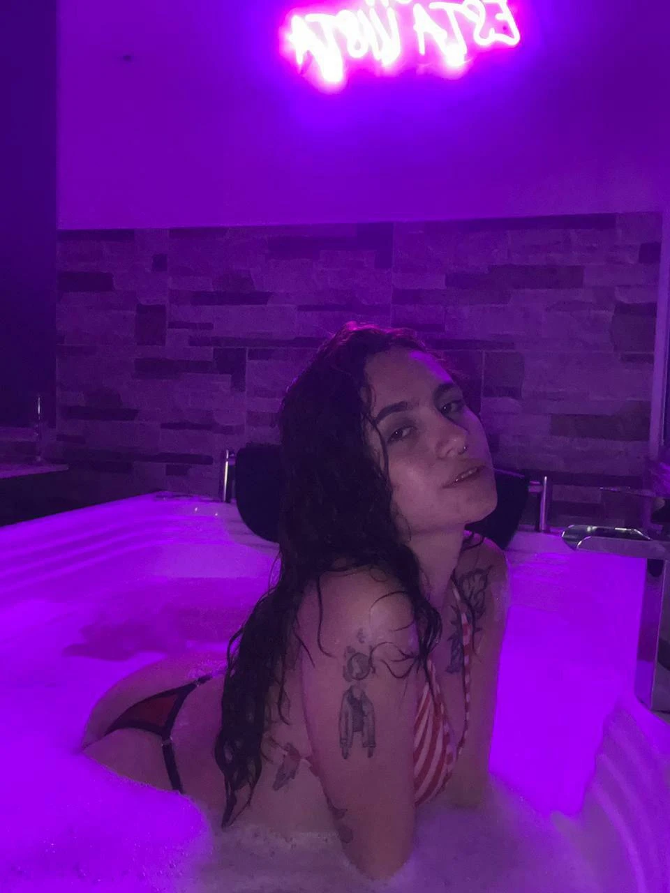 Jump on in, let's relax together